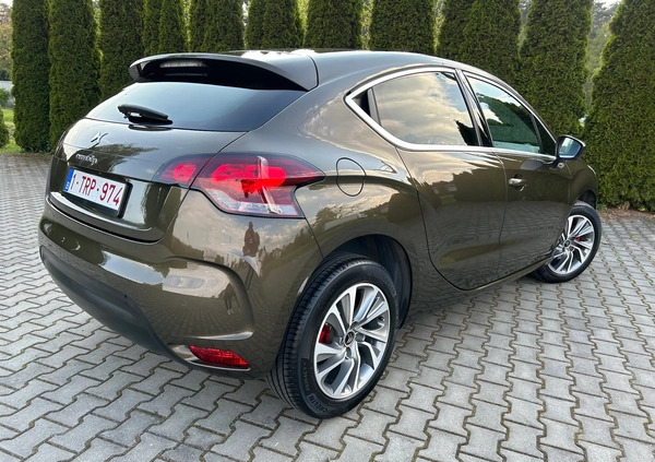 Citroen DS4 cena 29900 przebieg: 210777, rok produkcji 2012 z Sochaczew małe 497